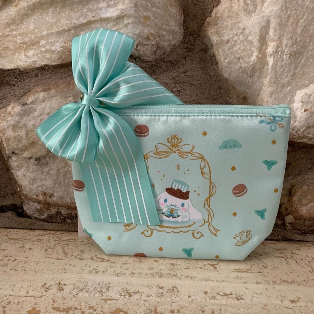 Cinnamoroll Sanrio zip pouch hello kitty sanriocore